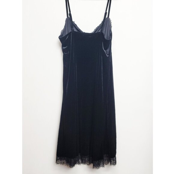 Hot Topic 2 Plus Size Cosmic Aura Black Velvet Lace Midi Dress 2X 18 20 - Picture 6 of 8